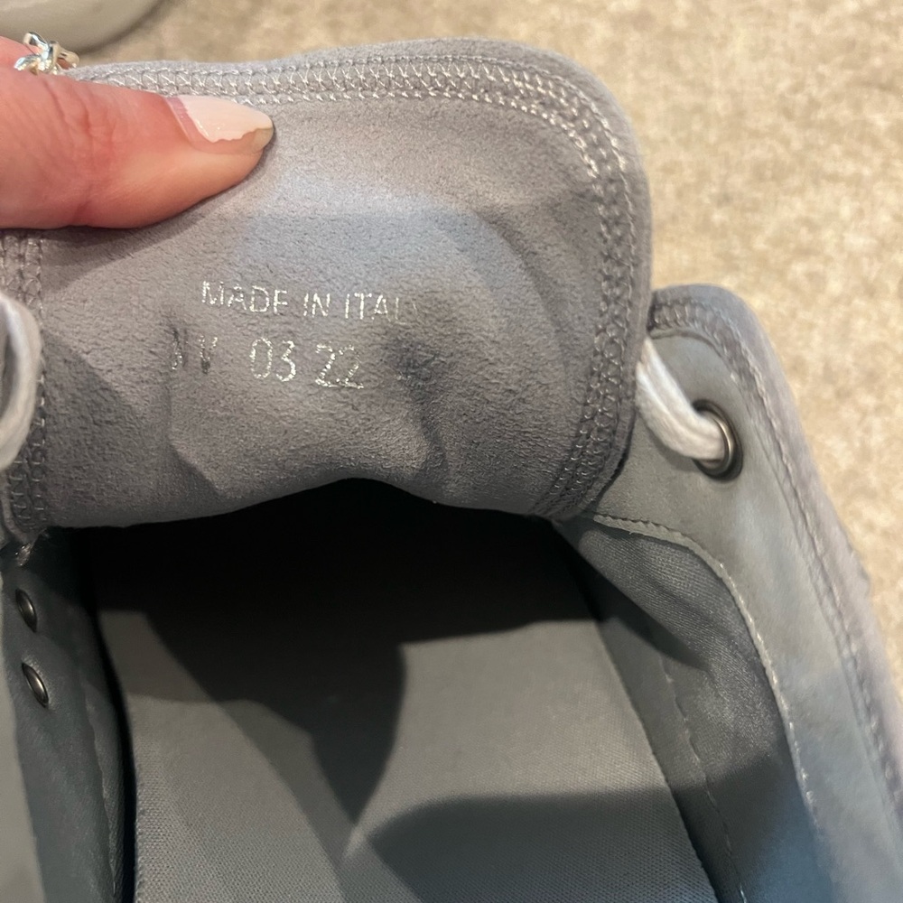 Dior Gray Monogram Low-Top Sneakers with White Soles and Laces - Picture 6 of 6